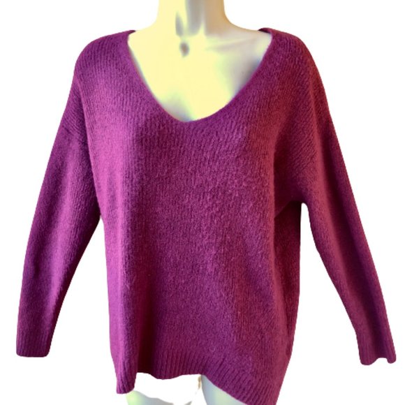 Old Navy Raspberry V Neck Sweater Pullover Acrylic Blend Soft Womens Large - Picture 2 of 9